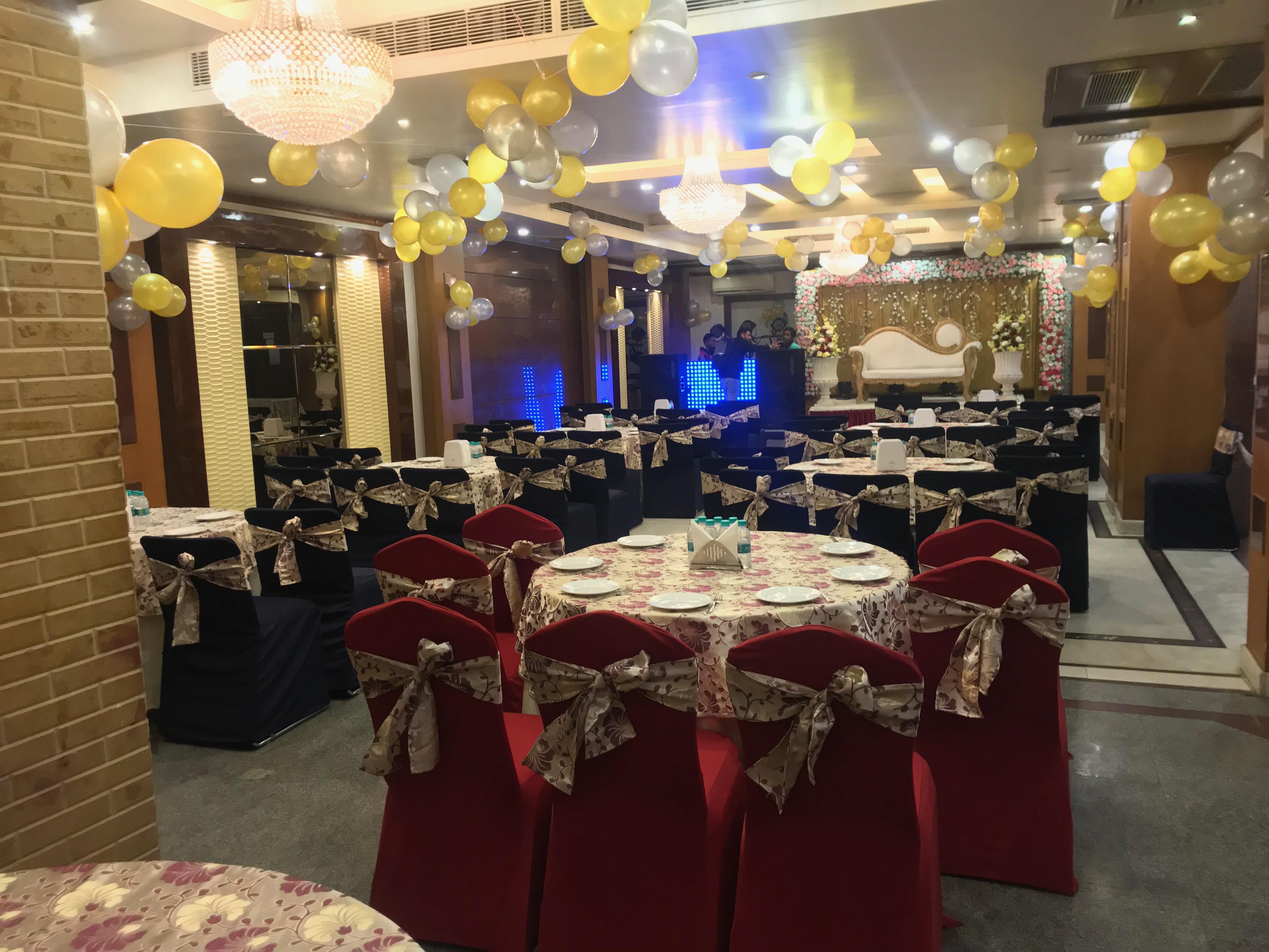 Karnāl Hotel Leela Grande מראה חיצוני תמונה